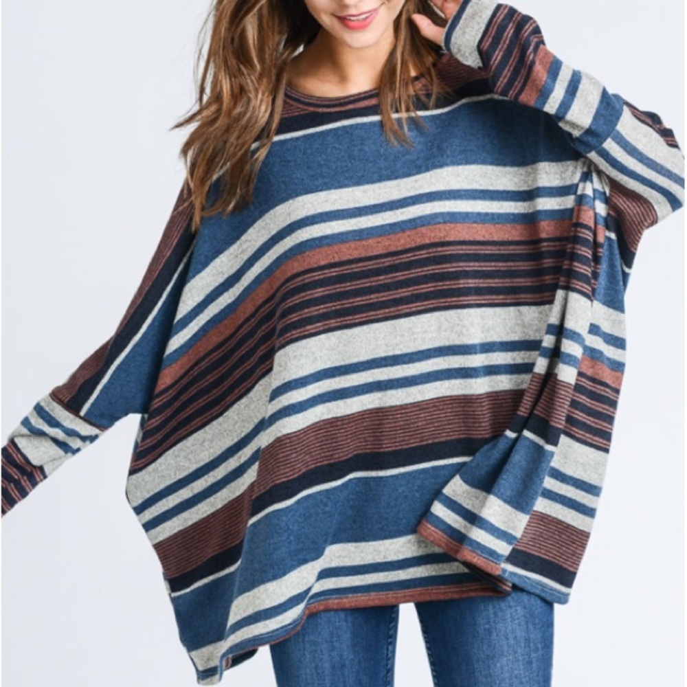 ‼️Sale‼️Blue Striped Boyfriend Top